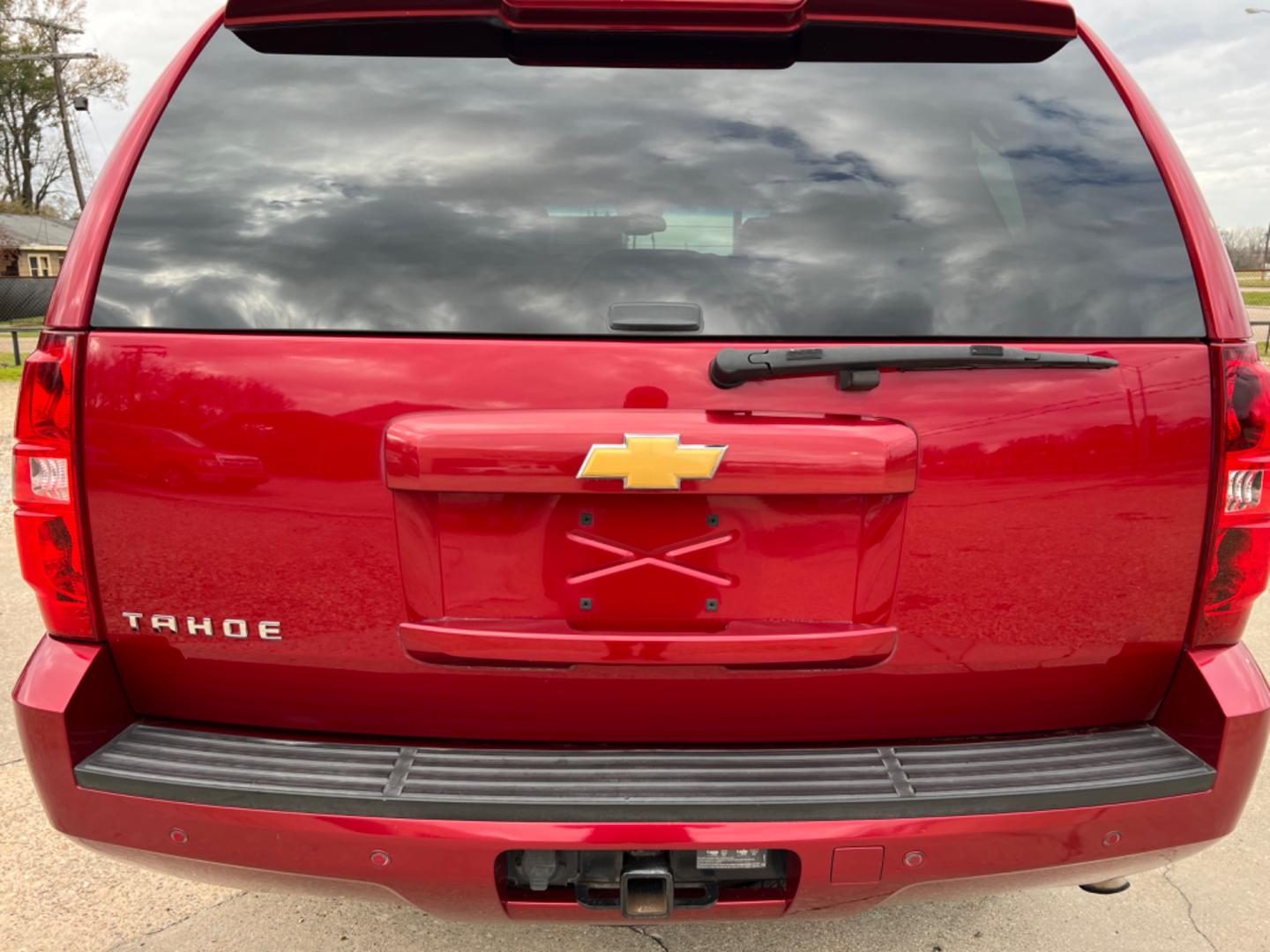 2013 Maroon /Tan Chevrolet Tahoe LT (1GNSCBE02DR) with an 5.3L V8 engine, Automatic transmission, located at 4520 Airline Hwy, Baton Rouge, LA, 70805, (225) 357-1497, 30.509325, -91.145432 - 2013 Chevy Tahoe LT 149K Miles, 5.3 V8, Heated Leather Seats, All Power, Seats 7, Bose Stereo, Tow Pkg. NO IN HOUSE FINANCING. FOR INFO PLEASE CONTACT JEFF AT 225 357-1497 CHECK OUT OUR A+ RATING WITH THE BETTER BUSINESS BUREAU WE HAVE BEEN A FAMILY OWNED AND OPERATED BUSINESS AT THE SAME LOCATION F - Photo#6